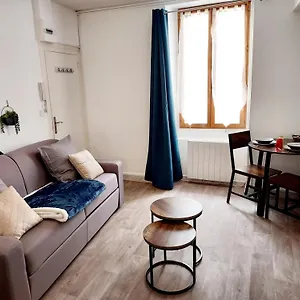 https://studio-b-aux-pieds-des-thermes.hotels-rhonealpes.com